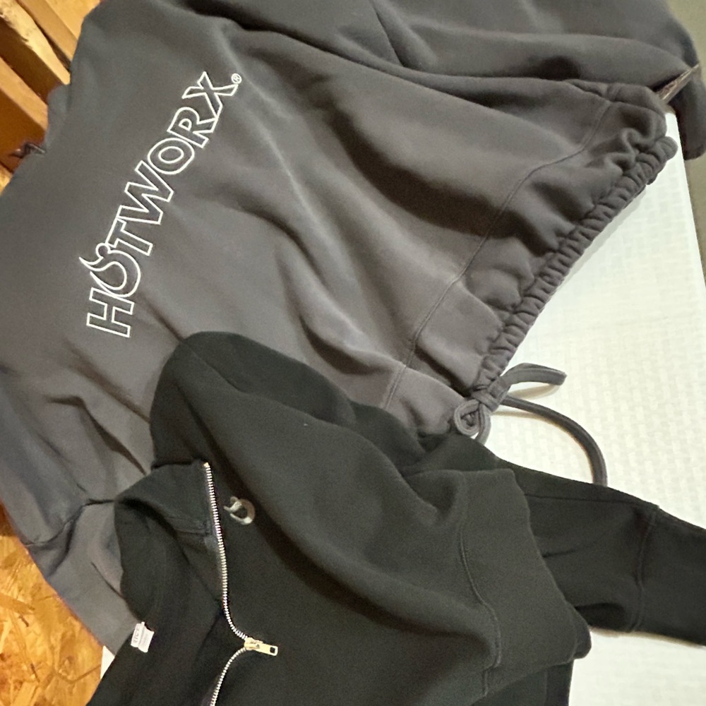 Lot of 5 Hotworx tops - size Large LG